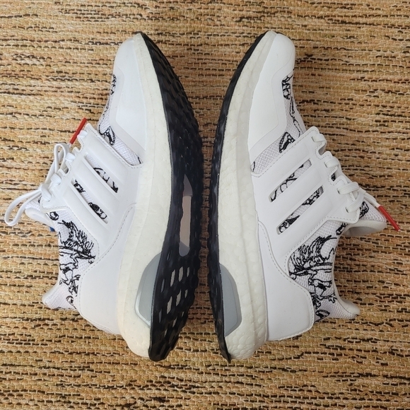 ADIDAS Ultraboost DNA X Disney Goofy White Runners - Picture 6 of 8